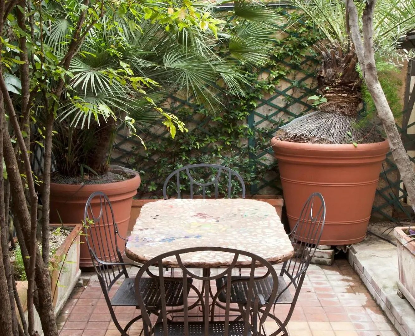 Wprelais Palm Fronds Apartment Milan
